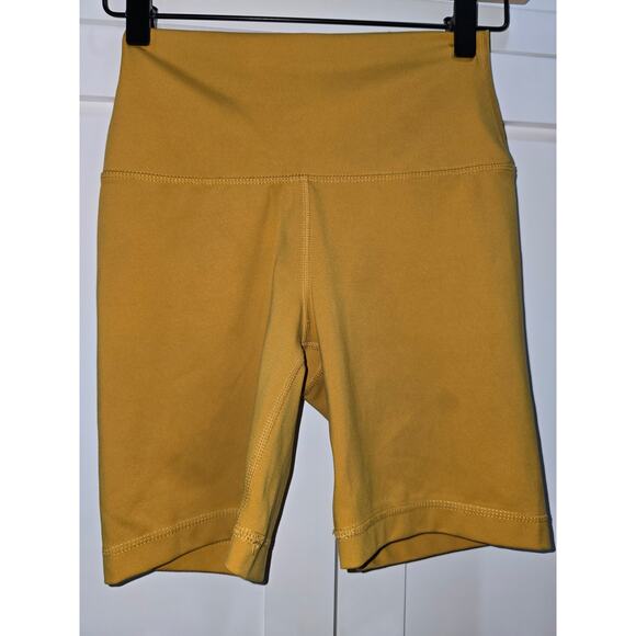 Mustard Yogalicious Biker Shorts – Size S - Picture 2 of 8